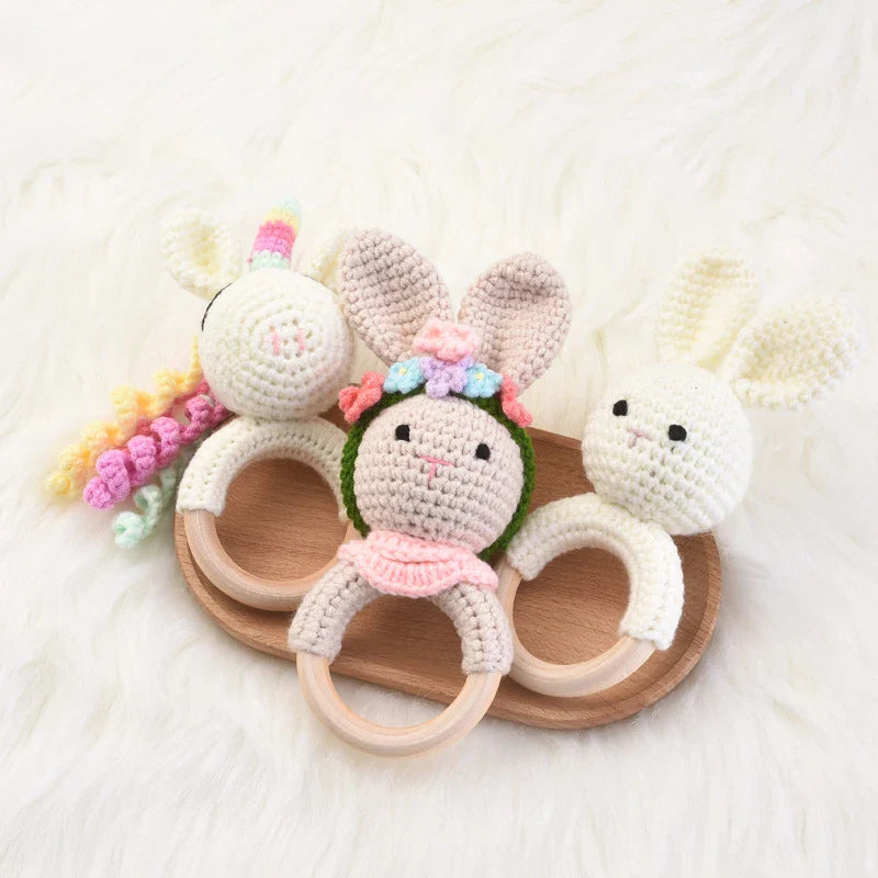 1Pcs Crochet Animal Rabbit Rattle Toy Baby Wooden Rings Bracelet Nursing Teether Teething Rings For Baby Educational Toys Gifts