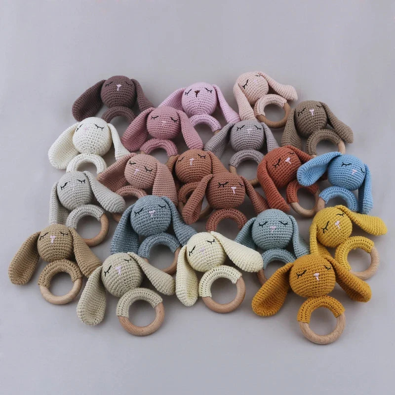 1pc Safety Wooden Baby Teether Crochet Cartoon Long Ear Bunny Baby Rattler Mobile Crib Rattle Bell Newborn Handbell Teething Toy