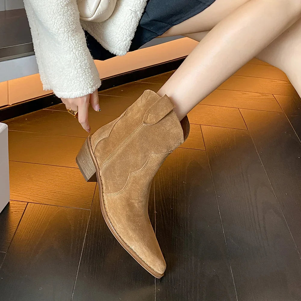 2022 Winter Classic Chelsea Boots for Woman Cow Suede Pointy toe Wedge Heel Ankle Boots Simple Comfortable Cowboy Boots Female