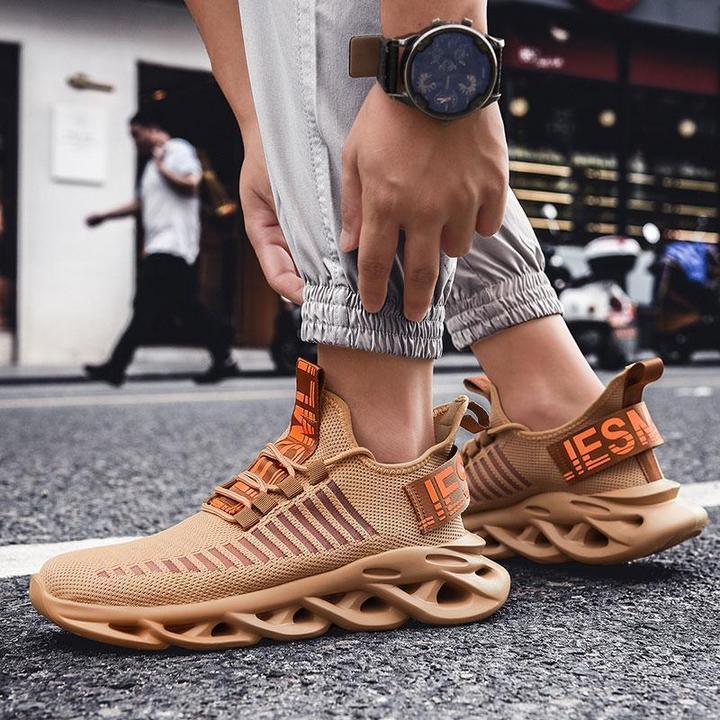 Men's Copper Foot Pace Sneaker