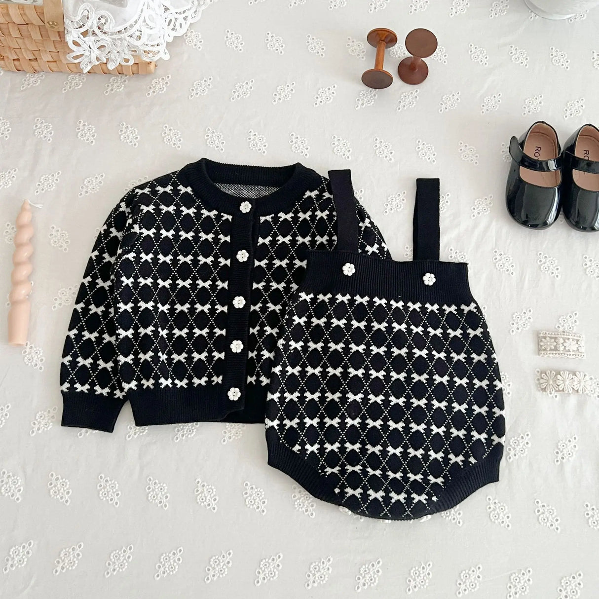 7058 Baby Clothing Set 2023 Autumn New Knitted Baby Girl's Coat Cardigan Or Suspenders Climbing Clothes Sweater