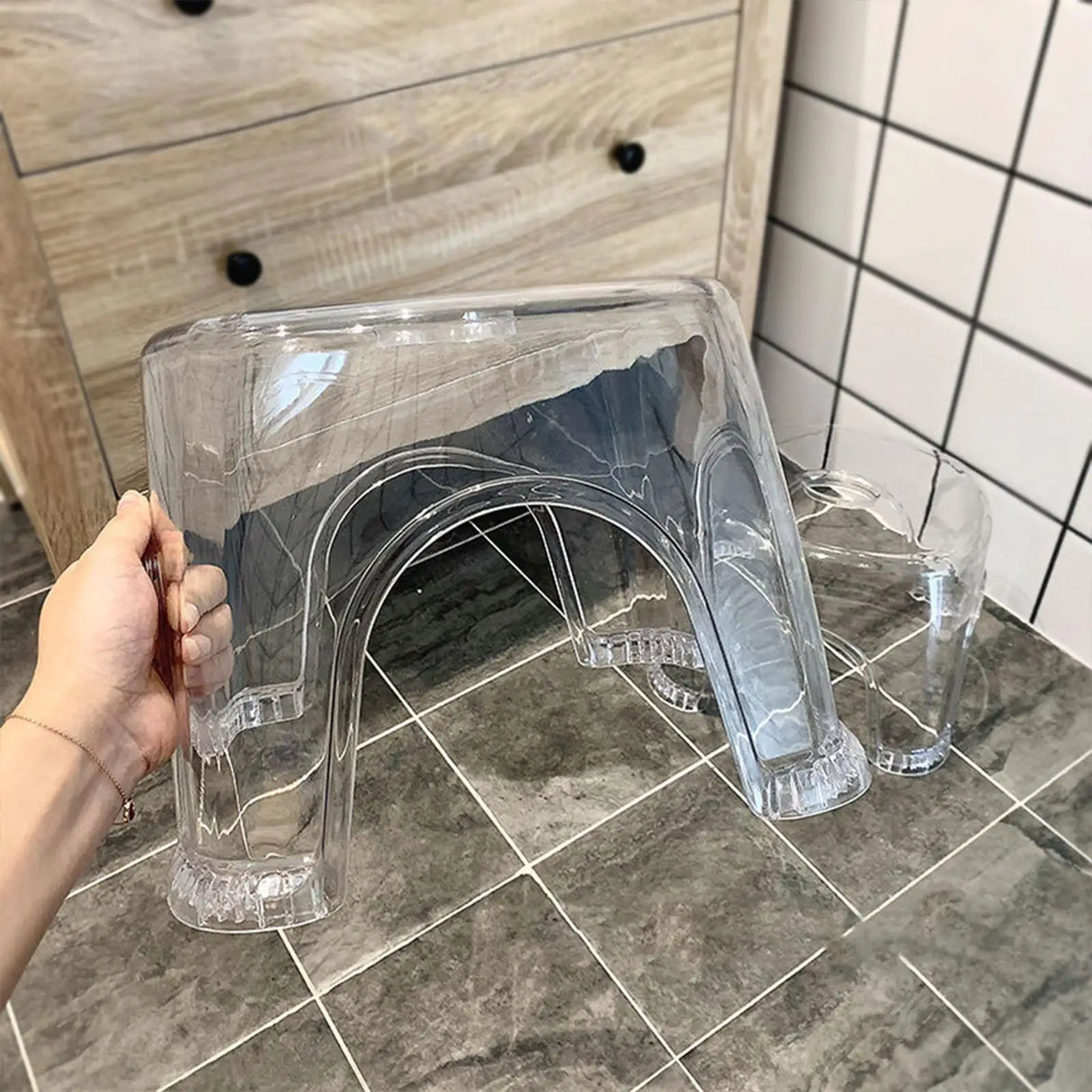 Acrylic Bathroom Shower Non-slip Stool Transparent Small Low Stool for Kids Home Living Room Bathroom Simple Modern Furniture