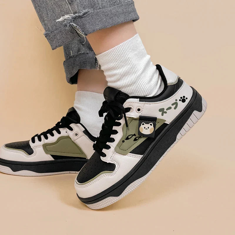 Amy and Michael Cute Anmie Sneakers Lovely Girls Students Casual Flat Athletic Skateboard Shoes Colorblock Women Retro Trainers