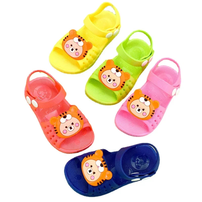 Baby Girls Shoes Hole Sandals 2023 New Children‘s Shoes Beach Indoor Cute Non-slip Soft Bottom Sandals Kids Sandals