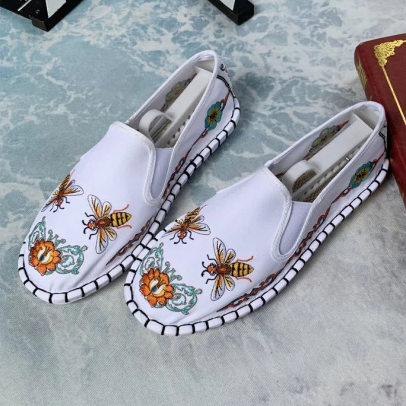 Basic Chinese Style Slip On Summer Flax Flat Women Casual Shoes Women Sneakers Large Size 44 Embroider Women's Loafers Shoes