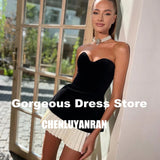 Black Simple Cocktail Dresses Sweetheart Sleeveless A-Line Mini Party Dress For Women 2023 Draped Sexy Prom Gown robes de soirée