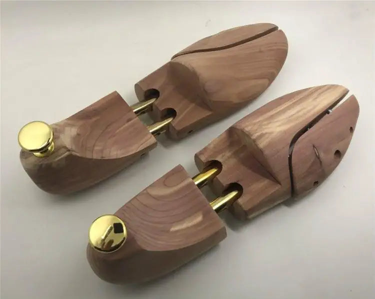 Cedar Wood Shoe Brace, Whole Shoe Last, Solid Wood Adjustable Leather Shoe Care, Wrinkle-proof And Deformation-proof