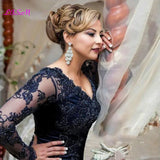 Charming Dark Navy Lace Mermaid Long Sleeves Mother of the Bride Dresses Elegant V-Neck Wedding Party Gowns