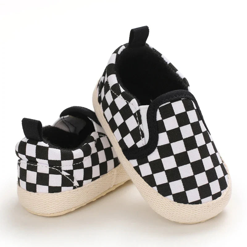 Classic Fashion Boy's And Girls' Flat Walking Shoes Canvas Non-slip Shoes For Newborn Infants The First Walker Walking Shoes