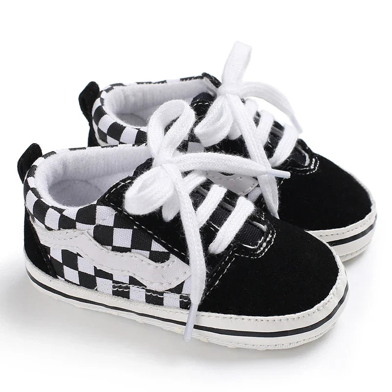 Classic Fashion Boy's And Girls' Flat Walking Shoes Canvas Non-slip Shoes For Newborn Infants The First Walker Walking Shoes