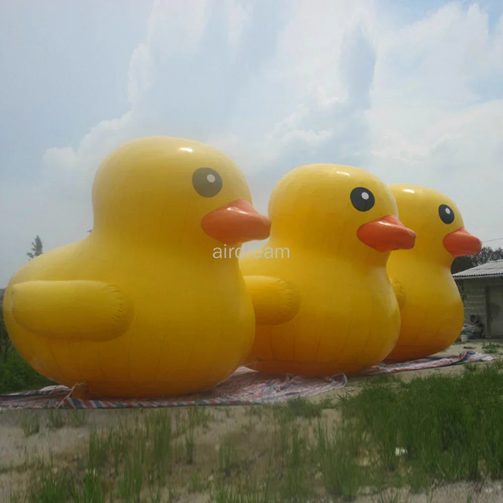 Customized PVC airsealed Inflatable yellow Duck model Floating on water ,Air-tight big yellow duck balloon for park decoration