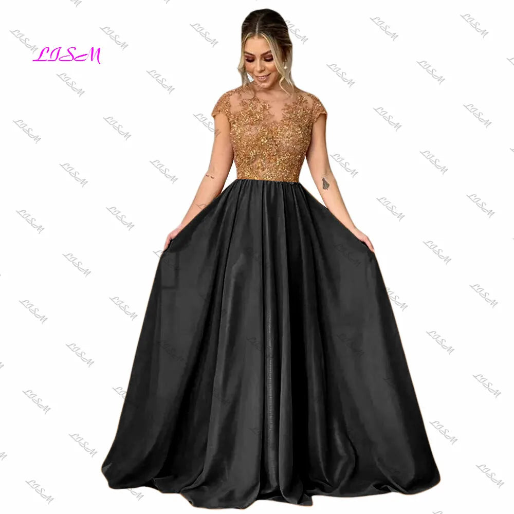 Elegant A-Line Chiffon Prom Dress Long Beaded Appliques Scoop Cap Sleeves Evening Gowns Illusion Back Formal Occasion Dresses