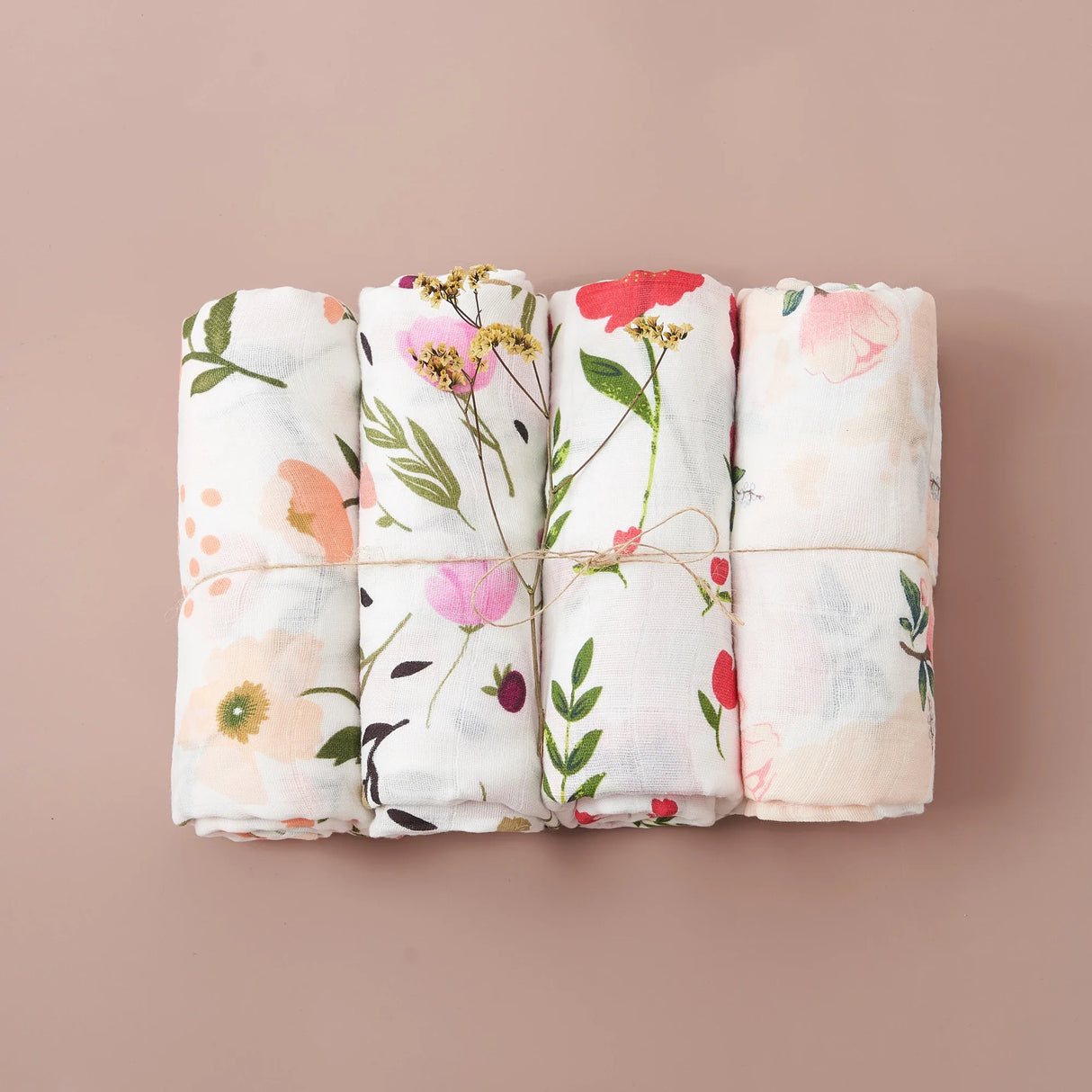 Elinfant 4PCS Gift Set Popular Digital Print Bamboo Cotton Muslin Swaddle Blankets 120*110cm Newborn Baby Bath Towel Wrap