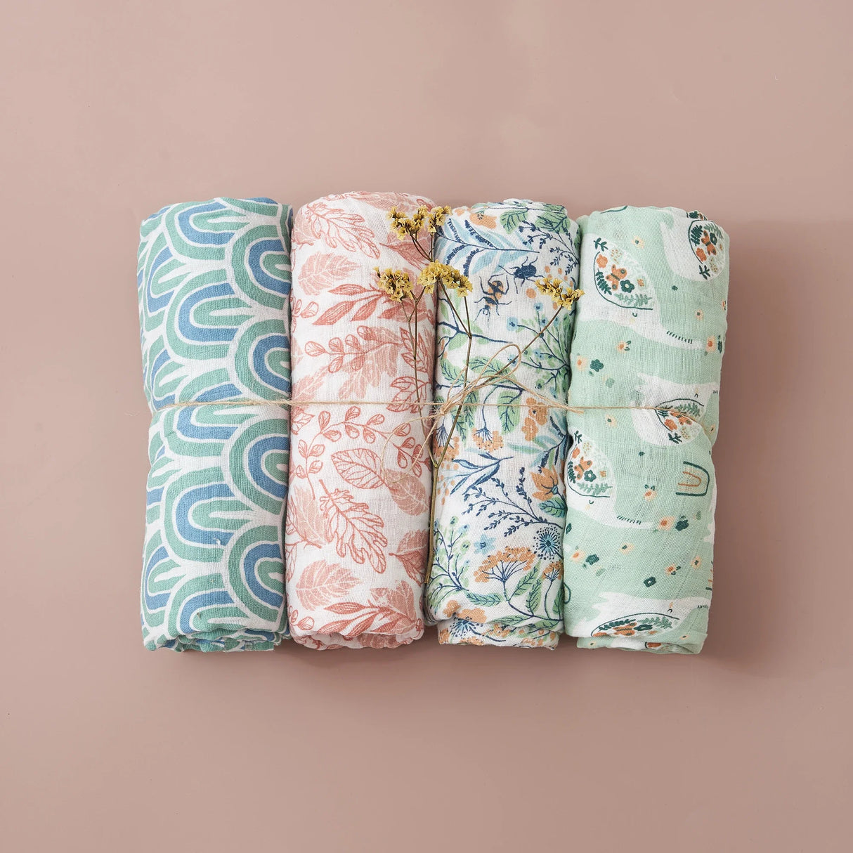 Elinfant Rainbow Color 100% Cotton 4PCS Gift Set Popular Muslin Swaddle Blankets Bamboo Cotton Newborn Baby Bath Towel Wrap