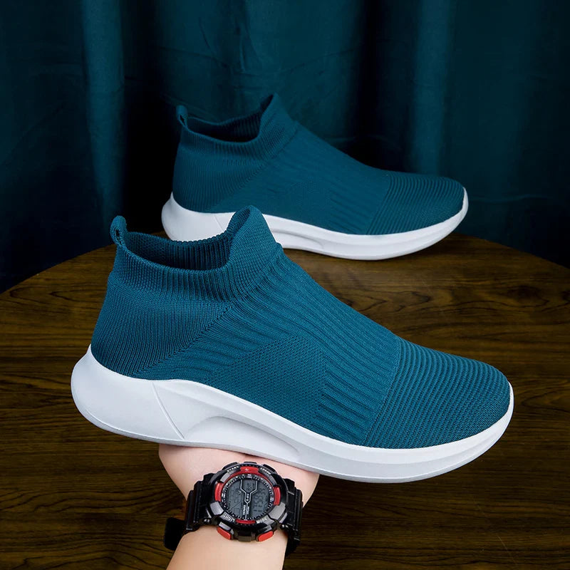 Fashion Casual Shoes Men Luxury Outdoor Couples Sneakers Designer Slip-on Sock Shoes Breathable Men Sport Shoes Chaussure Homme