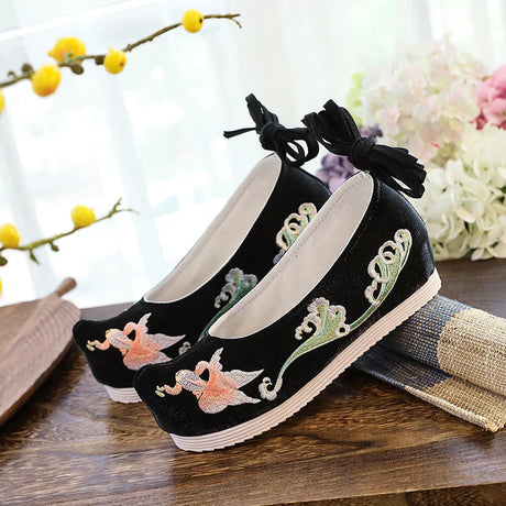 Veowalk Women Satin Cotton Ankle Strap Hidden Platform Shoes Vintage Chinese Style Embroidered Comfortable Hanfu Shoes Black Red