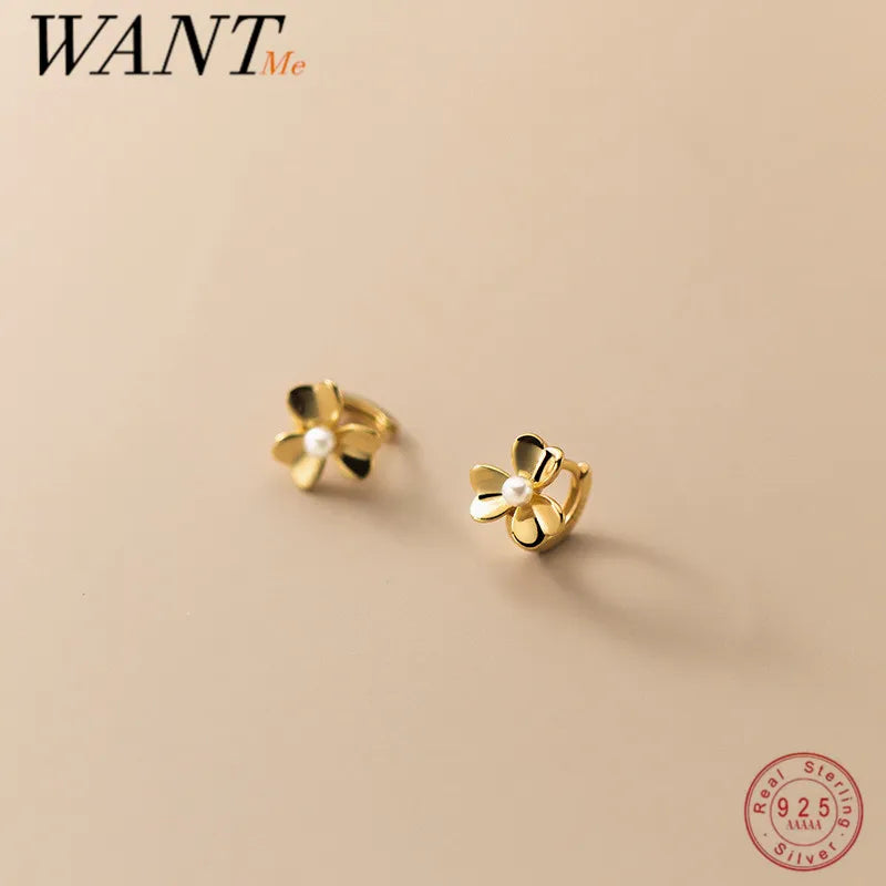 WANTME Hoop Earrings for Women Cute Romantic Clover Pearl Small Piercing Ear Buckle Chic Teen Birthday Party Jewelry Gift 2022