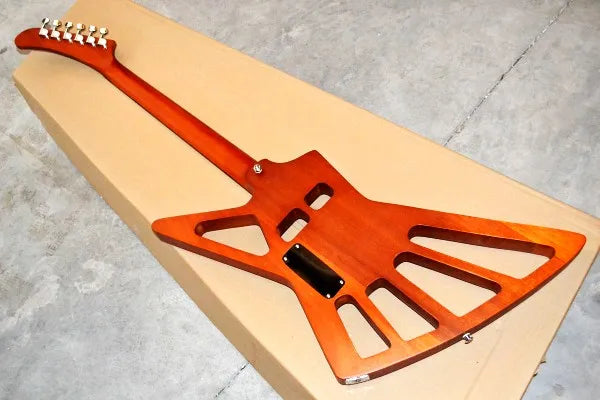 Factory customized goose shaped 6 electric guitar hollow body, lightweight guitar, support customization