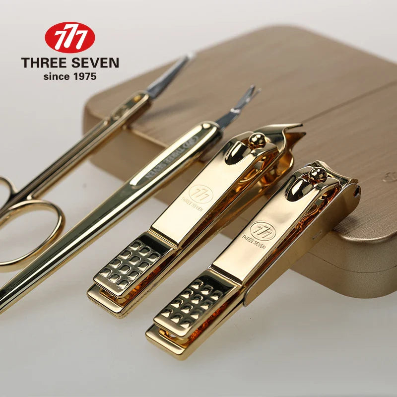 THREE SEVEN/777 Manicure Set Pedicure Kit Nail Clippers Fingernail Cutters Toenail Scissors Travel Grooming Case 7in1