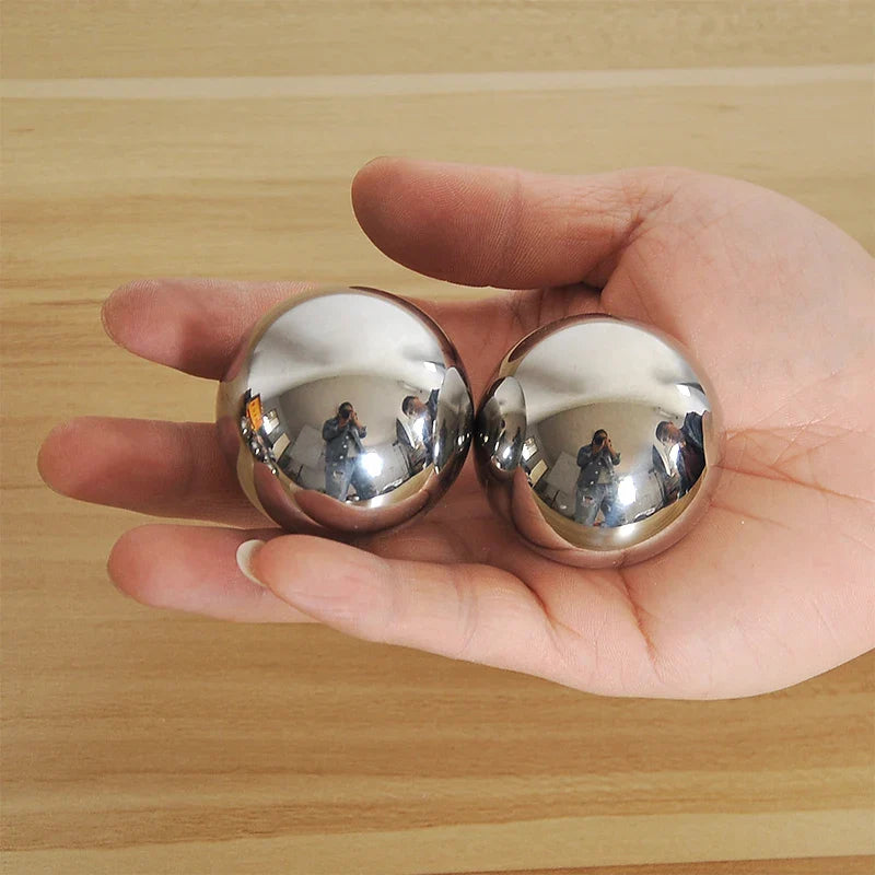 304 stainless steel Baoding Ball Daily Exercise Stress Relief Handball Therapy Massager Ball Hand Strength Fitness Balls 4cm