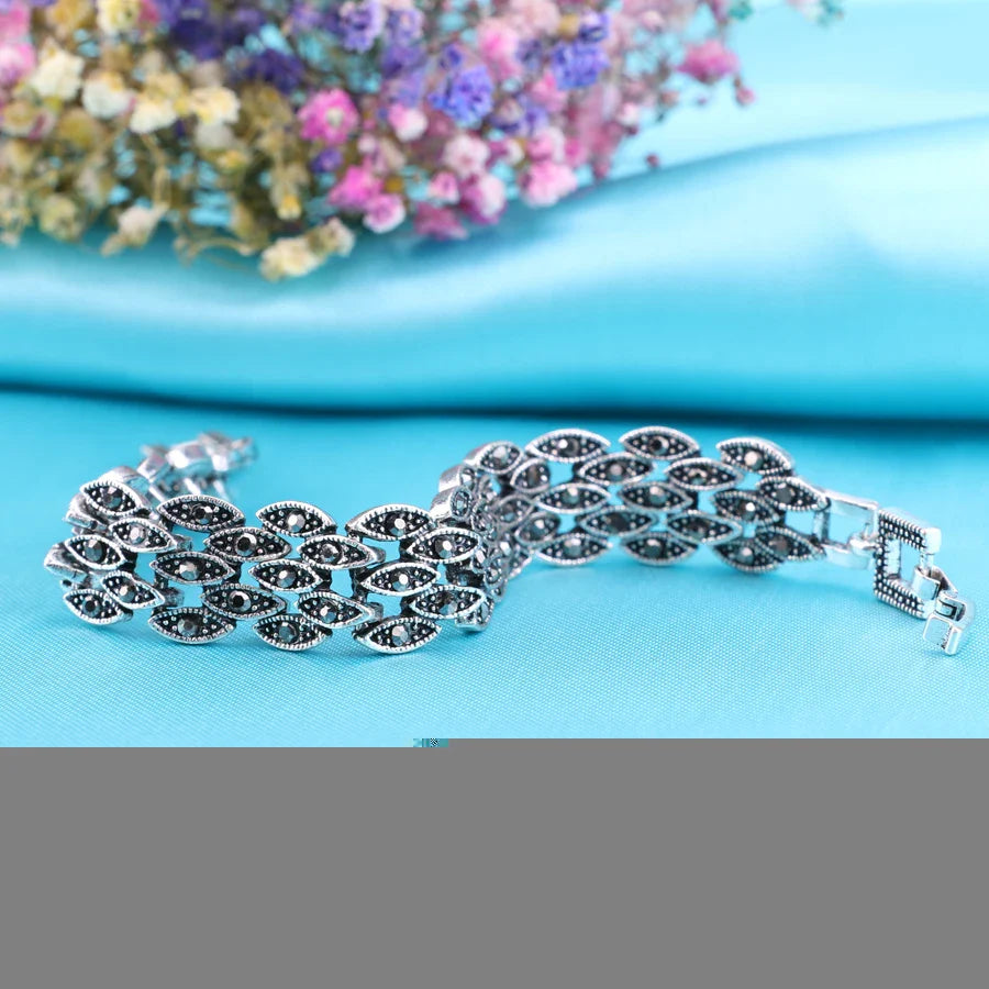 Vintage Black Crystal Eyes Bracelets For Women Accessories Unique Summer Silver Plated Bracelet Fashion Jewelry Free Shipping