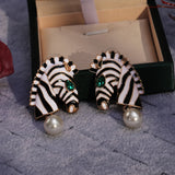 Huitan Fashion Zebra Head Shape Drop Earrings Women Black/White Color Animal Earring for Cocktail Party Female Statement Jewelry