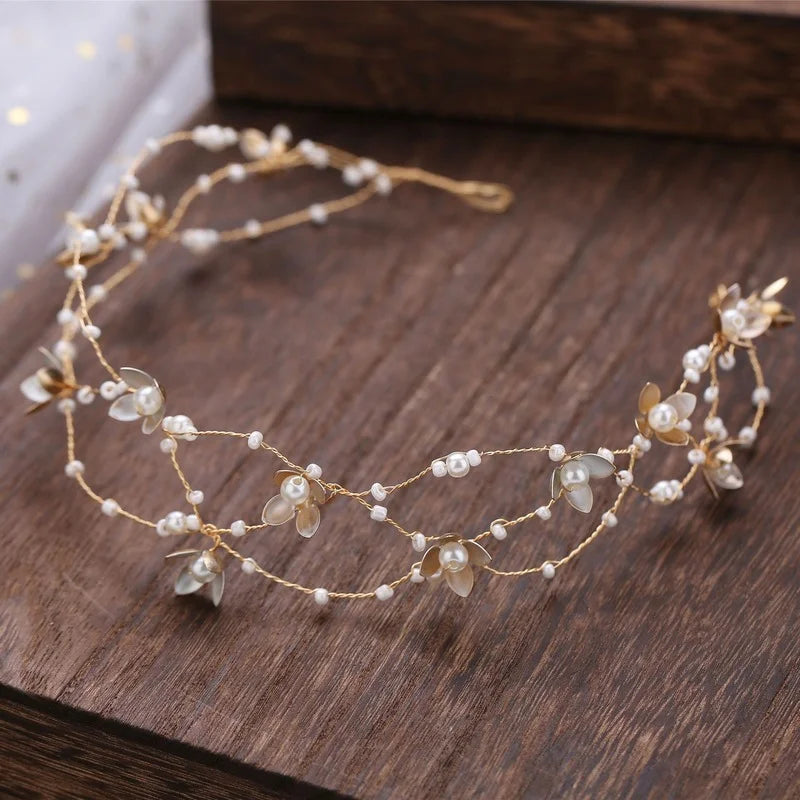 Fashion Handmade Flower Beaded Bride Headdress Hairband Tiara Elegant Small Jewelry Princess Wedding Hair Accessories Decoration