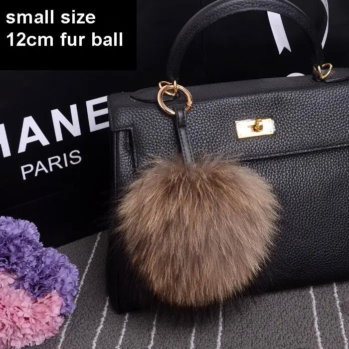 Big Size 15cm Real Fox Fur Ball Keychain Natural Raccon Fur Tassels Leather Strap Key Chain Ring Pendant For Women Charm f278