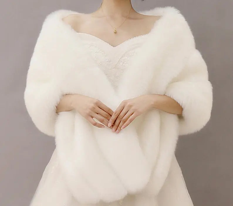 High Quality Faux Fur Wedding Shawl Soft Thick Bridal Wrap Ivory Gray Black Red Pink Bride Cape Women Accessory Formal Party