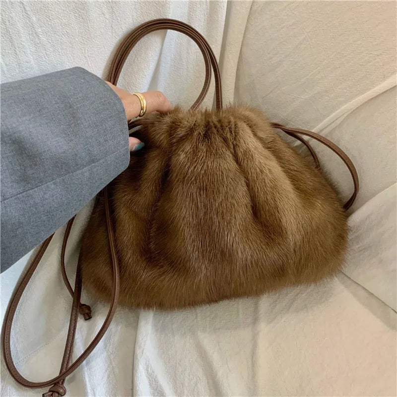 Ladies Real Mink Messenger Bag Ladies Fashion Shoulder Bag Fluffy Mink Fur Drawstring Fur Bag