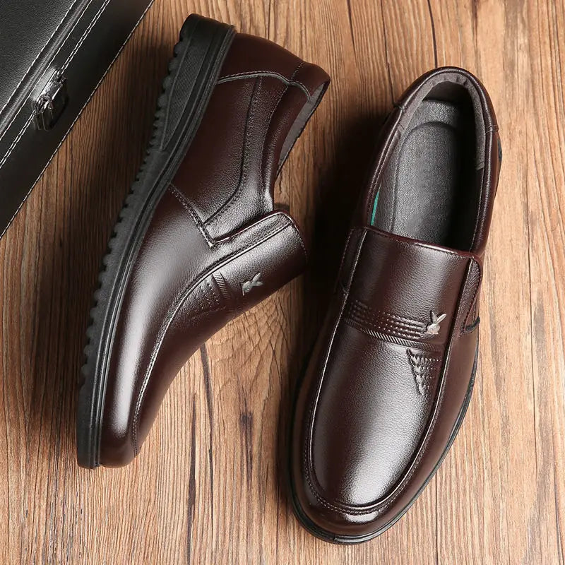 Leather Shoes Business New Men's Casual Patent Leather Shoe Breathable Soft Bottom Middle-Aged and Elderly Dad Dress Shoes Men