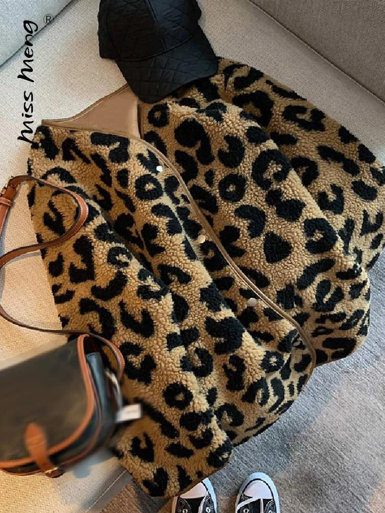 Leopard Woman Winter Jacket Coat O-neck Casual Fake Fur Warm Top Autumn Korean Leather Fur Integrated Elegant Female Outwear