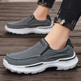 Men's Casual Shoes Canvas Breathable Loafers Men 2022 New Male Comfortable Outdoor Walking Shoes Classic Loafers Men Sneakers