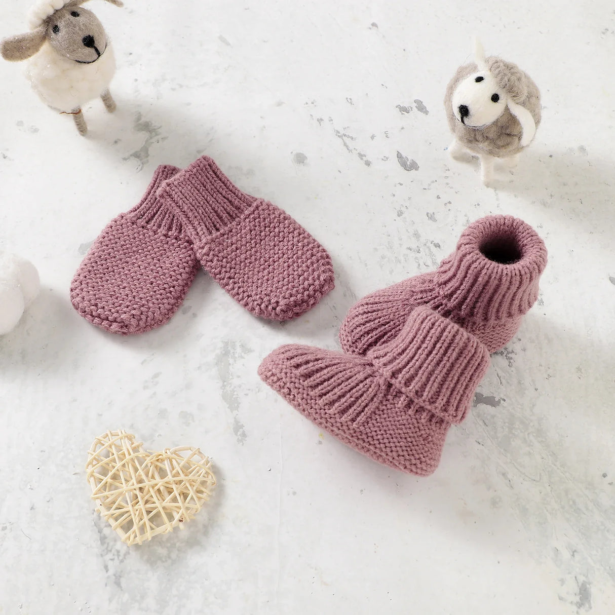 Newborn Baby Shoes + Gloves Set Knit Infant Girl Boy Boots Mitten Fashion Solid 2PC Toddler Kid Slip-On Bed Shoes Handmade 0-18M