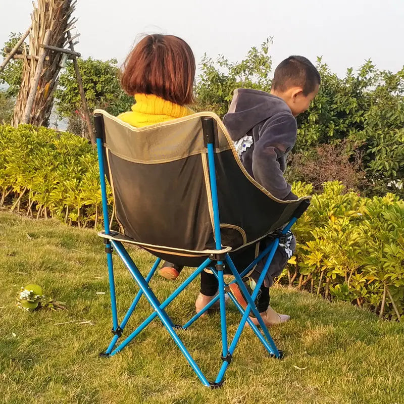 Portable folding moon chair