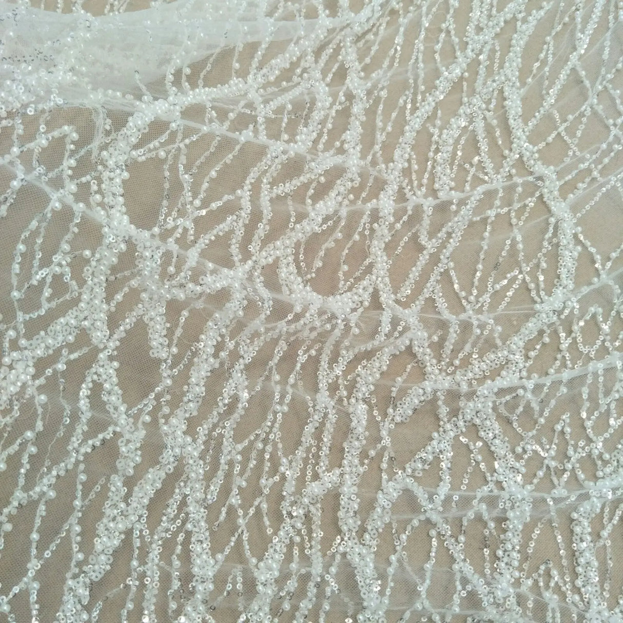 Elegant fashion heavy beading lace fabric with pearls 130cm width wedding gown dress lace fabric sell by yard