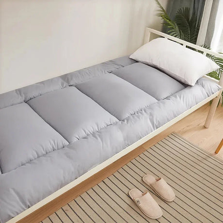 Bed Mattress Comfortable Soft Portable Folding Mattress On Floor Good Ventilation Silen Bed Cushion Single And Double Person