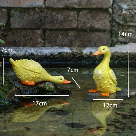 Cute Duck Resin Garden Statue Backyard Pond Ducks Decoration Bird Sculpture Indoor Outdoor Yard Decor Pond Lawn Ornament