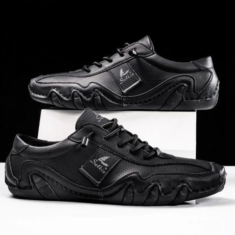 New 2024 Spring Handmade Leather Casual Men Shoes Design Fashion Sneakers Man Loafers Breathable Soft Flat Shoes Driving Shoes