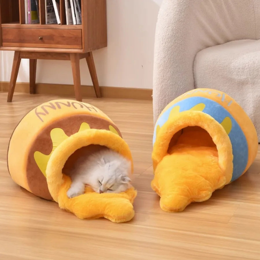 Fashion Warm Closed Small Cats Nest Blankets Habitats Cushions Dog Snuffle Mat Fluffy Light Weight Cama Para Gatos Pet Supplies