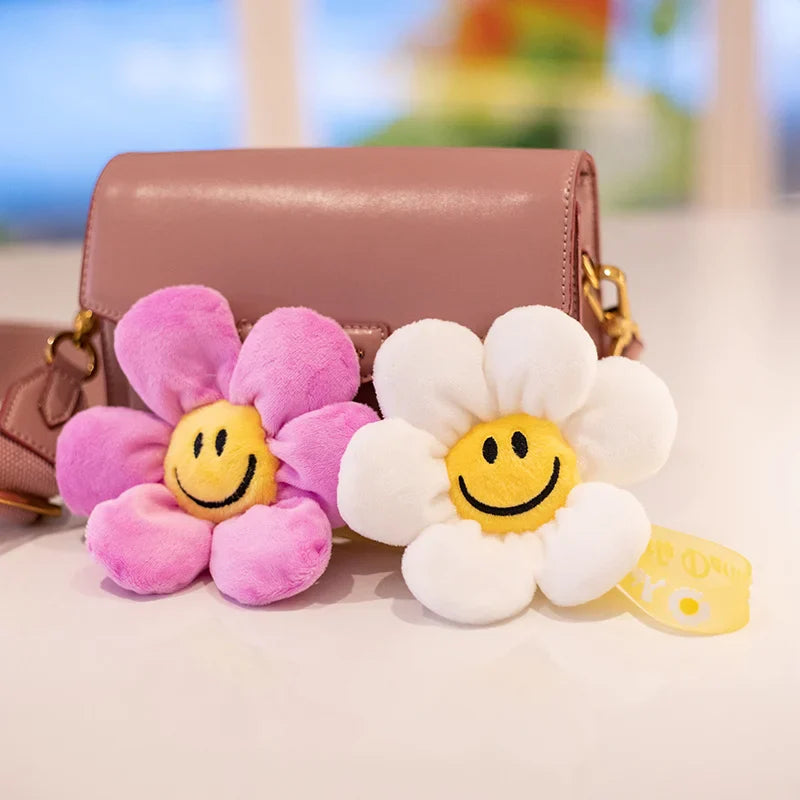 15cm Smiling Sunflower Plush Pendant Colorful Plant Flower Keyring Keychain Key Chain Stuffed Small Plushie Fashion Accessory