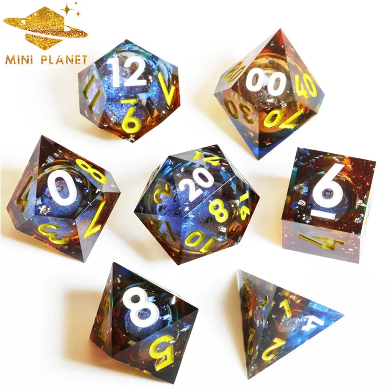 Mini Planet New Design Liquid Core Dice Set DND Handmade Polyhedral Resin Dice with Sharp Edges RPG Dice D&D Board Games