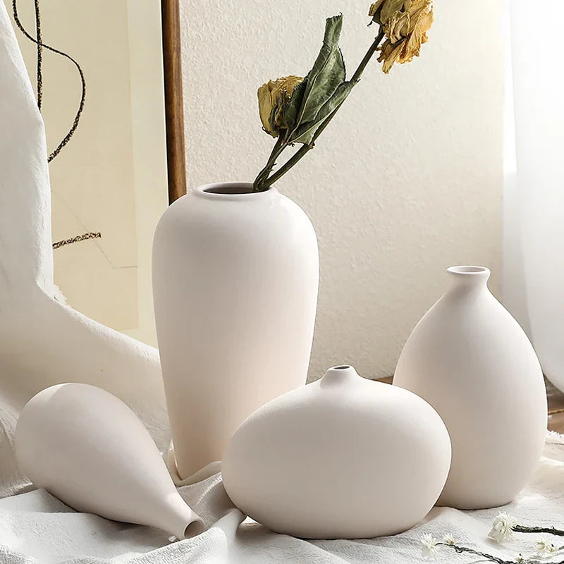 Nordic White Tabletop Vases Ceramic Flower Vase Living Room Decoration Home Pottery and Porcelain  Pot Living Room Decoration