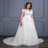 Elegant Wedding Dresses Plus Size Boat Neck Off The Shoulder Lace Applique Bride Gowns Tulle A-Line Sweep Train Vestido De Noiva