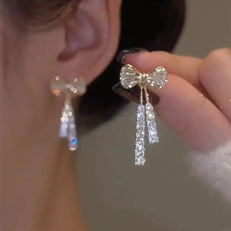 2023 New Fashion Trend Unique Design Elegant Delicate Zircon Tassel Pearl Earrings Women Jewelry Party Premium Gifts Wholesale