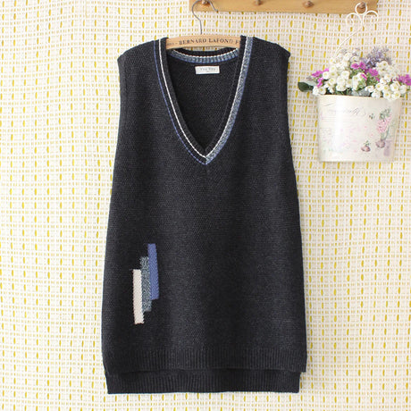 Plus Size Sweater Vest Women Clothing 4xl Loose Stripe Jacquard Knitted Pullover V-Neck Sleeveless Curve Jumper E2-1170