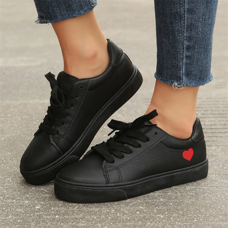 Ladies Leather Board Shoes Black Heart Print Basic Vulcanized Shoes Solid Color Lightweight Plus Size Womens Casual Sneakers