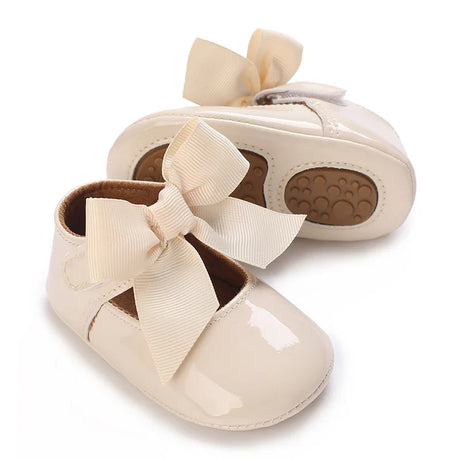 Cute White Lace Baby Girl Princess shoes  Baby Moccasins Moccs Shoes Bow Fringe Rubber Soled Non-slip Footwear Crib Shoes