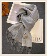 High Quality 100% Wool Scarf Female Fashion Classic Soft Cashmere Muffler Women Warm Thermal Shawl Outside Autumn Winter