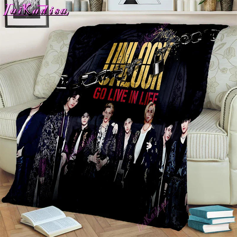 Stray Kids Blanket Soft Sofa Cover Kpop Singer Throw Blanket Fleece Blanket Lightweight Warm Bed Blankets for Bedroom Couch